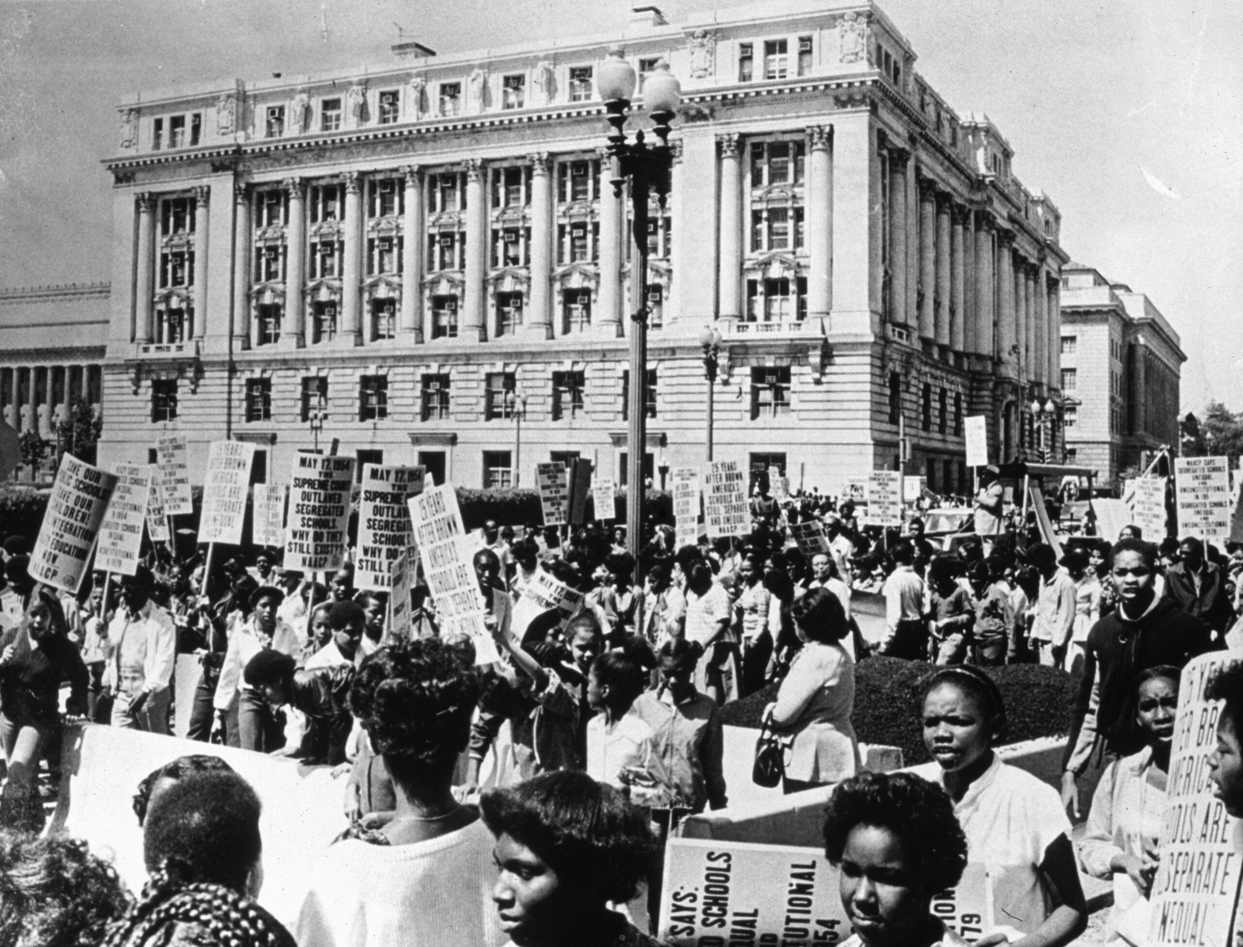 Brown v. Board of Education: The Landmark Supreme Court Decision That Changed American Education