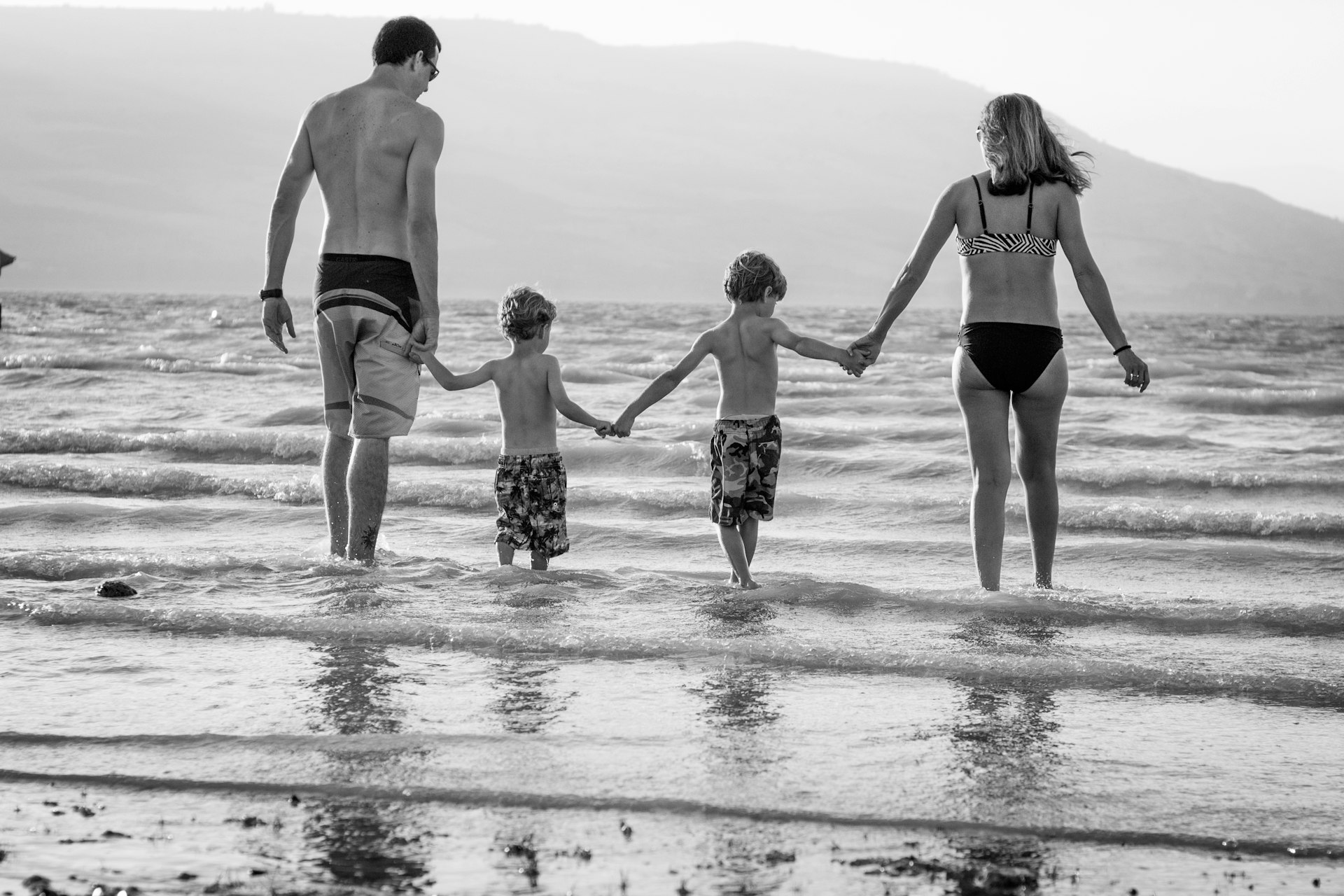 Building Stronger Family Relationships Through Healthy Boundaries